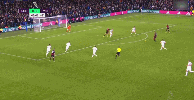 反身扣篮震撼全场