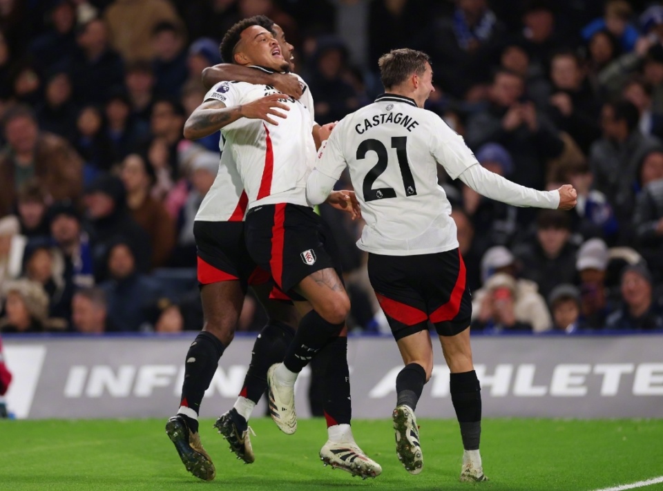 曼联欲邀“世界级”主帅接替阿莫林，据称其“实力优于阿尔特塔”