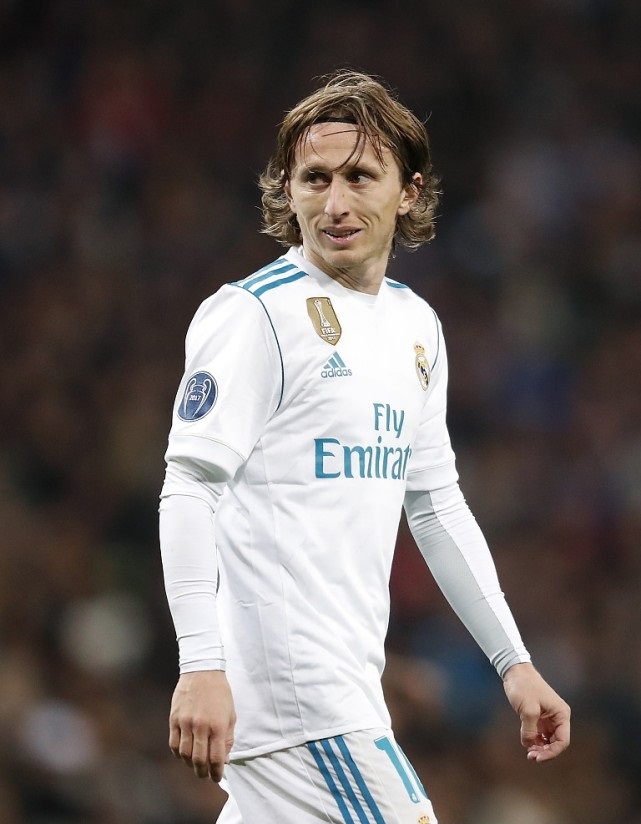 米兰客战都灵首发：莫德里奇领衔，莱奥、恩昆库先发